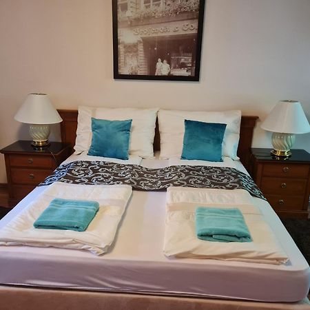 Toroes Panzio Bed and Breakfast Szabolcs Exteriör bild